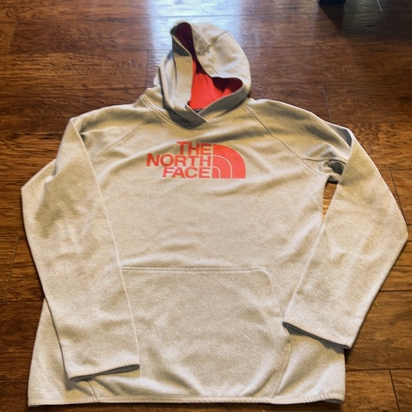 The North Face Women's Grey and Red Hoodie Large - Picture 10 of 11